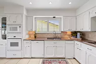 618 Hi Stirrup, Horseshoe Bay, TX 78657 - Photo 13