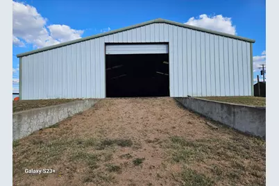 1209 Bessemer, Llano, TX 78643 - Photo 3