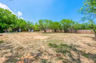 106 W Heron, Highland Haven, TX 78654 - Photo 29