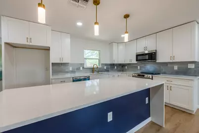 106 W Heron, Highland Haven, TX 78654 - Photo 9