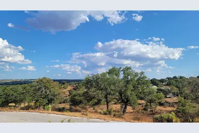 105 Iron Rose, Horseshoe Bay, TX 78657 - Photo 3