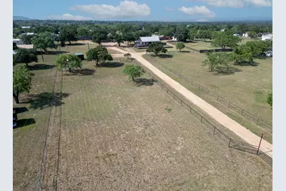 310 Cortez Trl, Buchanan Dam, TX 78609 - Photo 29