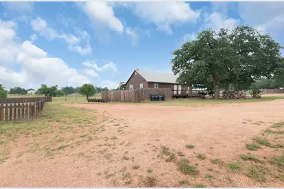 310 Cortez Trl, Buchanan Dam, TX 78609 - Photo 25
