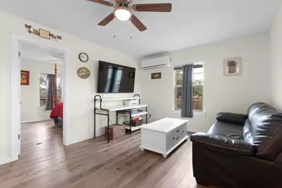 310 Cortez Trl, Buchanan Dam, TX 78609 - Photo 7