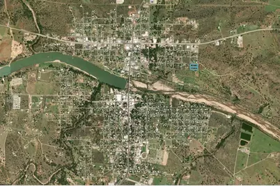 800 E Tarrant St, Llano, TX 78643 - Photo 5