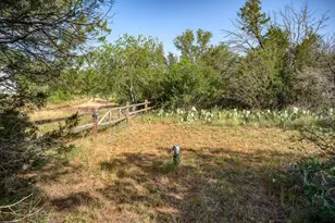 271 The Rock Rd, Buchanan Dam, TX 78609 - Photo 5