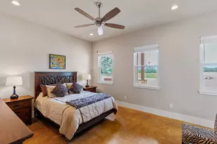 195 Chimney Cove Dr, Marble Falls, TX 78654 - Photo 21