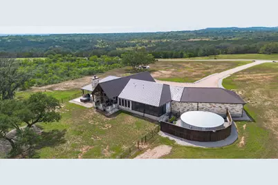 195 Chimney Cove Drive, Marble Falls, TX 78654 - Photo 27