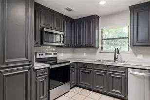 26 Fairway Ln, Meadowlakes, TX 78654 - Photo 13