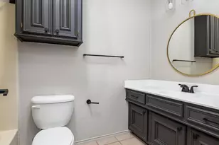 26 Fairway Ln, Meadowlakes, TX 78654 - Photo 17