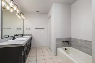 26 Fairway Ln, Meadowlakes, TX 78654 - Photo 21