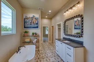 815 Sunray, Horseshoe Bay, TX 78567 - Photo 17