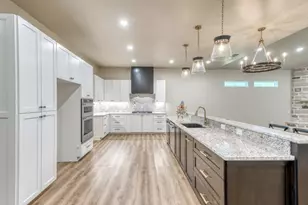 815 Sunray, Horseshoe Bay, TX 78567 - Photo 9