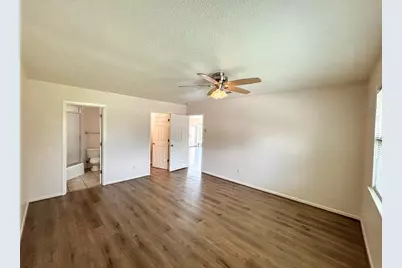 302 Dogie  #B Drive, Horseshoe Bay, TX 78657 - Photo 19