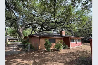 1104 Arbor Lane, Marble Falls, TX 78654 - Photo 9