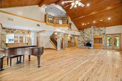 412 E Haney Trace Street, Horseshoe Bay, TX 78657 - Photo 15