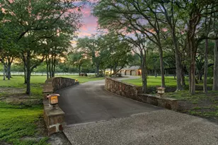 412 E Haney Trace St, Horseshoe Bay, TX 78657 - Photo 5