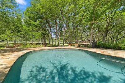 412 E Haney Trace Street, Horseshoe Bay, TX 78657 - Photo 11