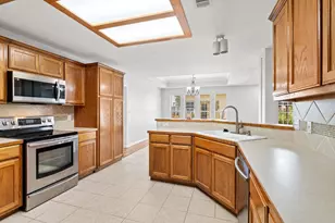 703 Amy Cir, Marble Falls, TX 78654 - Photo 9