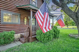 401 Lake Point Dr, Horseshoe Bay, TX 78657 - Photo 1