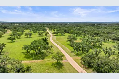 1241 Sandy Oaks Ranch Road, Johnson City, TX 78636 - Photo 7