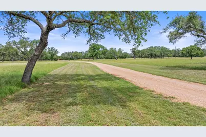 1241 Sandy Oaks Ranch Road, Johnson City, TX 78636 - Photo 15