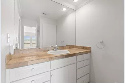 625 Horseshoe Bay North Boulevard, Horseshoe Bay, TX 78657 - Photo 17