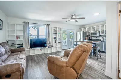 300 Poker Chip #11, Horseshoe Bay, TX 78657 - Photo 3