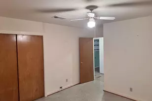 1205 Ford St, Llano, TX 78643 - Photo 19