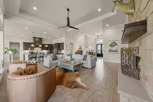 105 Clear Spgs Ct, Marble Falls, TX 78654 - Photo 17