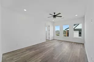 100 W Up There Rd, Horseshoe Bay, TX 78657 - Photo 13