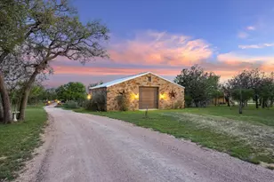 259 Chimney Cove Dr, Marble Falls, TX 78654 - Photo 5