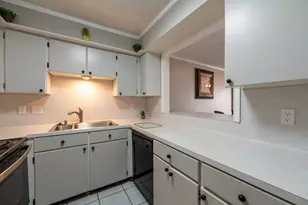 1210 Hi Stirrup, Horseshoe Bay, TX 78657 - Photo 5