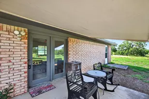 711 Oak Forest, Marble Falls, TX 78654 - Photo 7