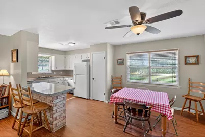 711 Oak Forest, Marble Falls, TX 78654 - Photo 9