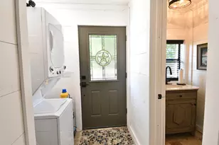 610 Flag Creek Dr, Llano, TX 78643 - Photo 13