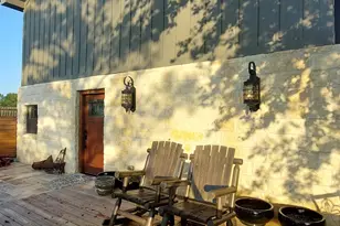 610 Flag Creek Dr, Llano, TX 78643 - Photo 3