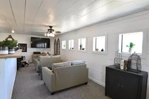 610 Flag Creek Dr, Llano, TX 78643 - Photo 15