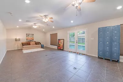 505 Avenue E, Marble Falls, TX 78654 - Photo 23