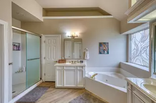 117 Longhorn, Horseshoe Bay, TX 78657 - Photo 15