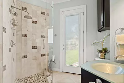 205 Kites Court, Horseshoe Bay, TX 78657 - Photo 13