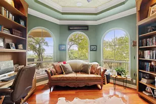 205 Kites Ct, Horseshoe Bay, TX 78657 - Photo 11