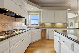 4921 Creek Meadow Cove, Spicewood, TX 78669 - Photo 21