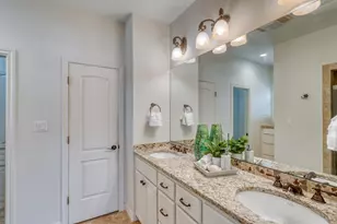 1050 Twisted Oak, Horseshoe Bay, TX 78657 - Photo 13