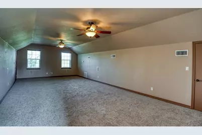 1050 Twisted Oak, Horseshoe Bay, TX 78657 - Photo 19