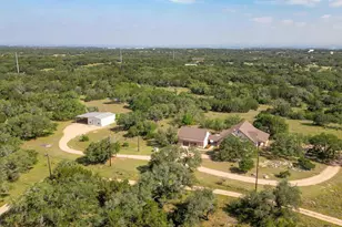 1050 Twisted Oak, Horseshoe Bay, TX 78657 - Photo 27