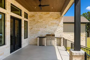 209 Burnet Oaks, Burnet, TX 78622 - Photo 37