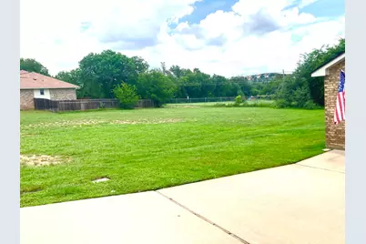 149 Broadmoor, Meadowlakes, TX 78654 - Photo 3