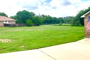 149 Broadmoor, Meadowlakes, TX 78654 - Photo 3