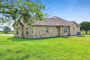 301 Cr 253, Bertram, TX 78605 - Photo 17